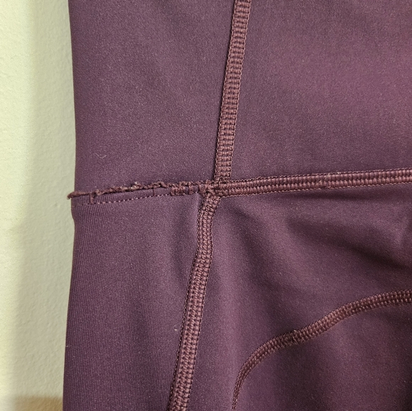 Lululemon very high rise mesh tights - Picture 3 of 4